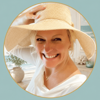 Olga Reyes-Busch am Strand